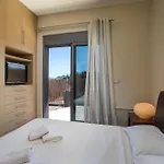 Villa High View