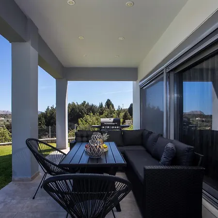 Villa High View *