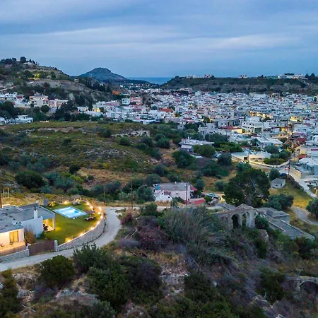 Villa High View